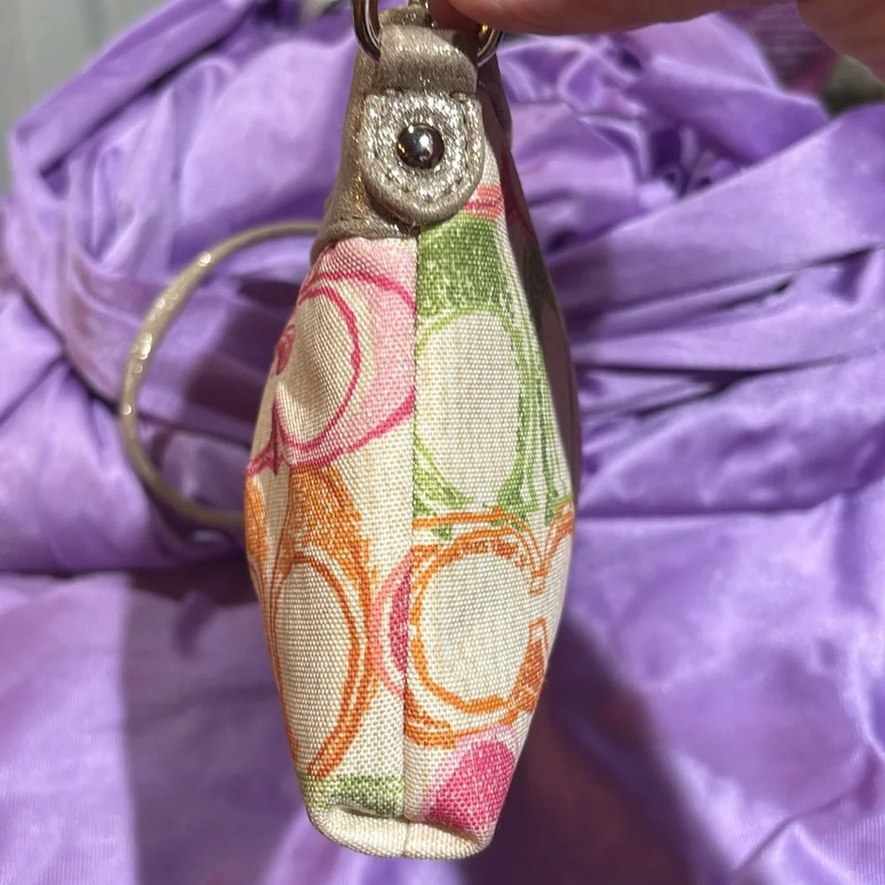 Coach Poppy Wristlet - Picture 6 of 15